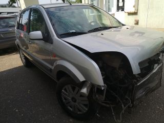 bontott FORD FUSION Motorvezérlő