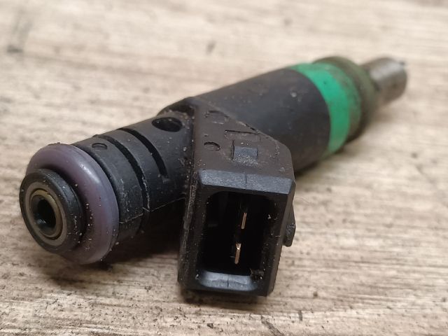 bontott FORD FUSION Porlasztó (1 db)