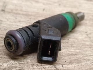 bontott FORD FUSION Porlasztó (1 db)