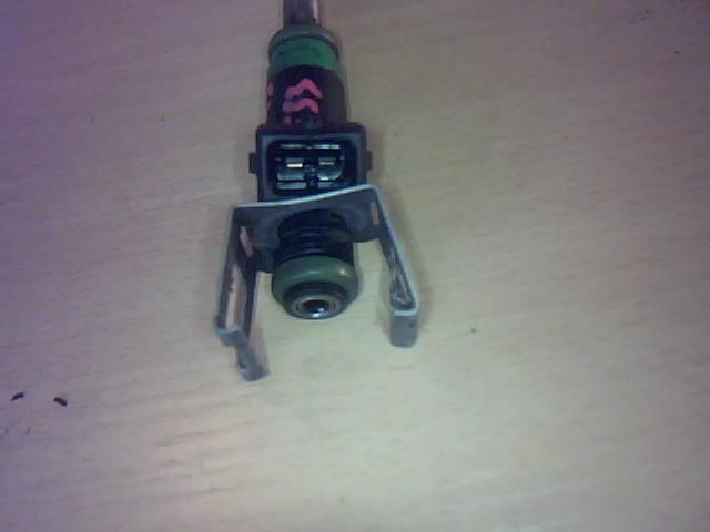 bontott FORD FUSION Porlasztó (1 db)