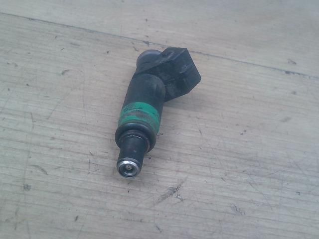 bontott FORD FUSION Porlasztó (1 db)