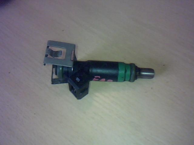 bontott FORD FUSION Porlasztó (1 db)