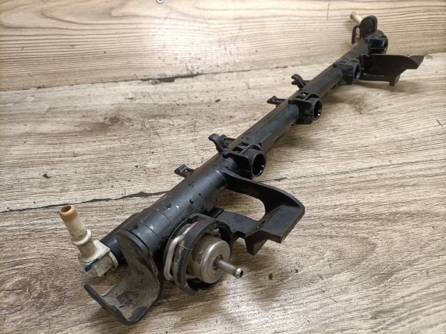 bontott FORD FUSION Porlasztó Sor / Híd