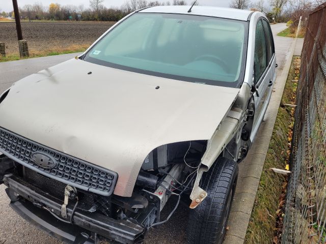 bontott FORD FUSION Szervócső