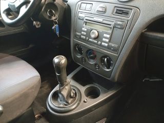 bontott FORD FUSION Bal első Féknyereg Munkahengerrel