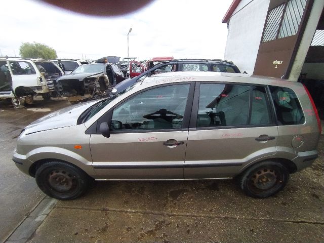 bontott FORD FUSION Biztosítéktábla Motortér