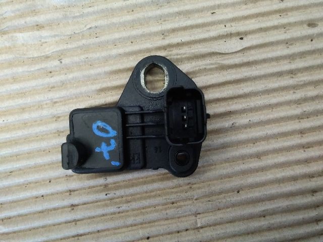 bontott FORD FUSION Főtengely Fordulatszám Jeladó