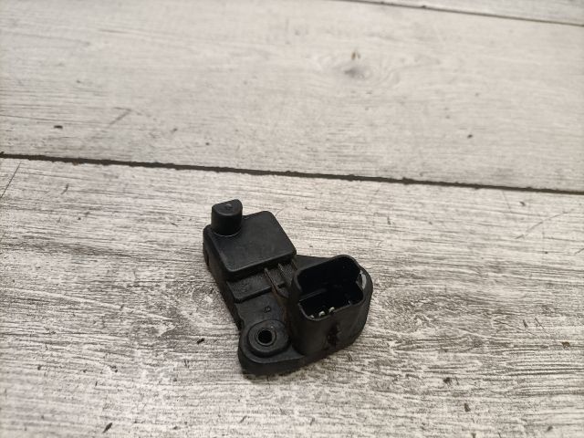 bontott FORD FUSION Főtengely Fordulatszám Jeladó