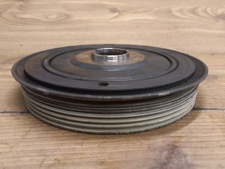 bontott FORD FUSION Főtengely Szíjtárcsa