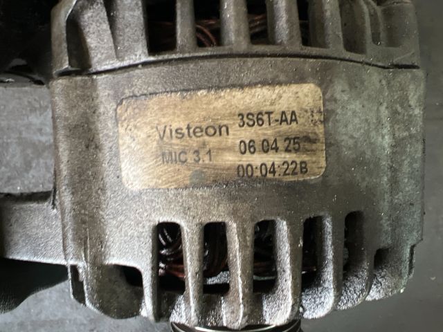 bontott FORD FUSION Generátor