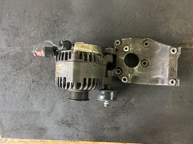 bontott FORD FUSION Generátor