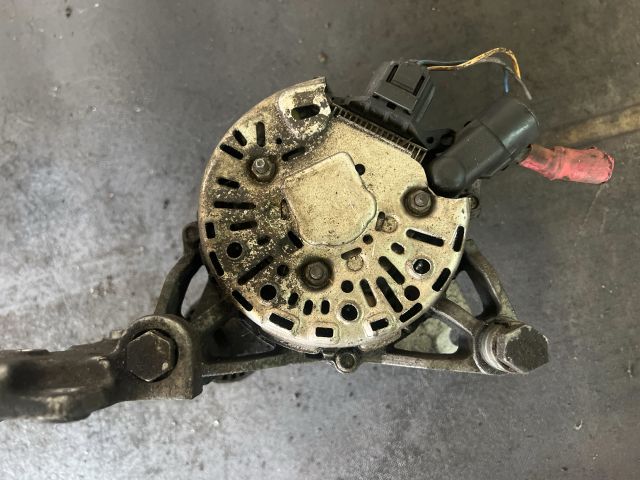 bontott FORD FUSION Generátor