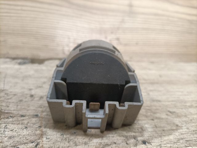 bontott FORD FUSION Gyújtáskapcsoló