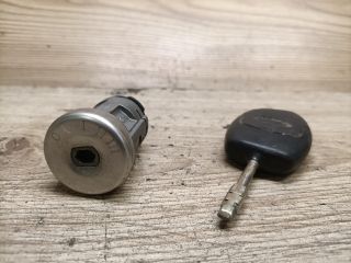 bontott FORD FUSION Gyújtáskapcsoló