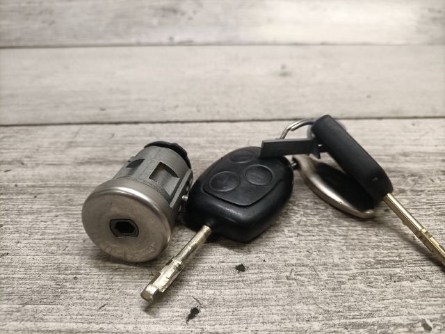 bontott FORD FUSION Gyújtáskapcsoló