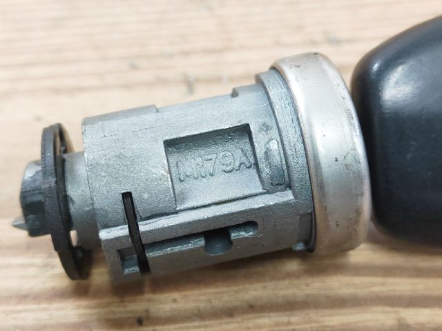 bontott FORD FUSION Gyújtáskapcsoló