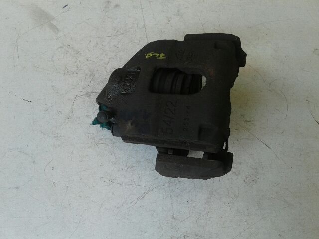 bontott FORD FUSION Jobb első Féknyereg Munkahengerrel