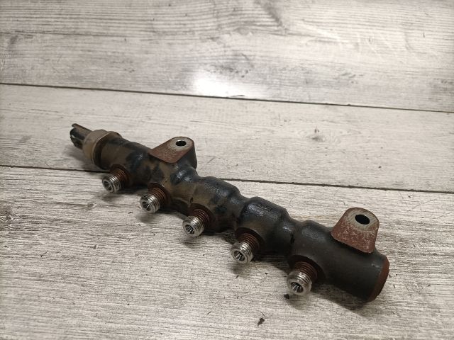 bontott FORD FUSION Közösnyomócső