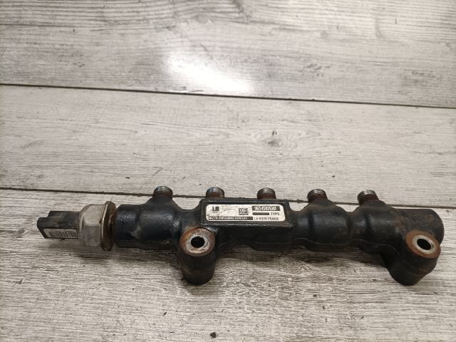 bontott FORD FUSION Közösnyomócső