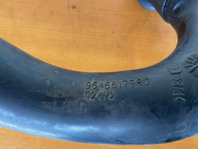 bontott FORD FUSION Légbeömlő Cső