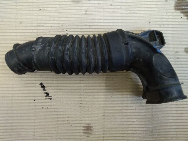 bontott FORD FUSION Légbeömlő Cső