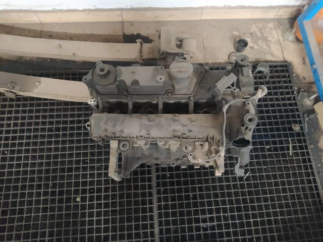 bontott FORD FUSION Motor (Fűzött blokk hengerfejjel)