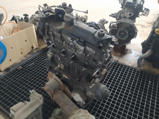 bontott FORD FUSION Motor (Fűzött blokk hengerfejjel)