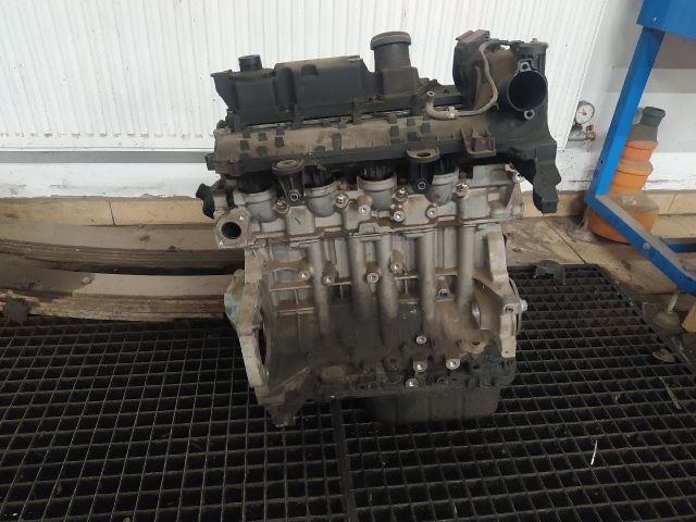 bontott FORD FUSION Motor (Fűzött blokk hengerfejjel)