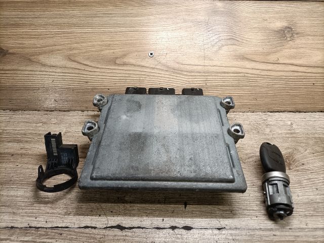 bontott FORD FUSION Motorvezérlő