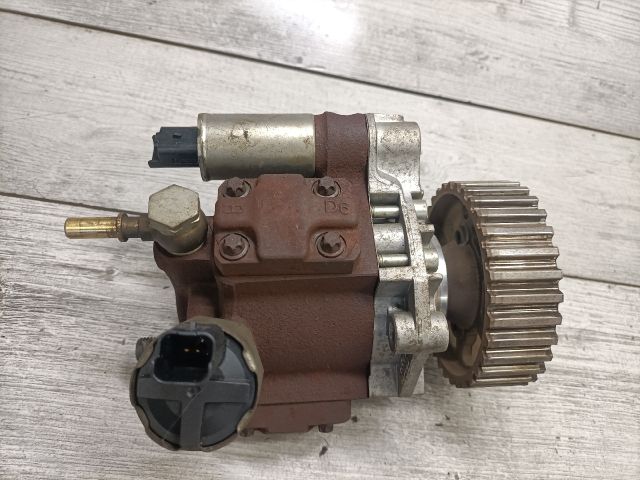 bontott FORD FUSION Nagynyomású Szivattyú