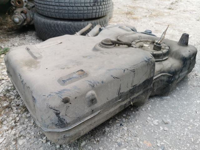 bontott FORD FUSION Tank