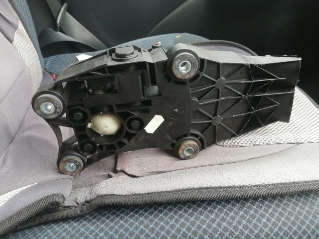 bontott FORD FUSION Váltó Kulissza