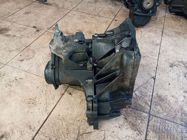 bontott FORD FUSION Váltó (Mechanikus)