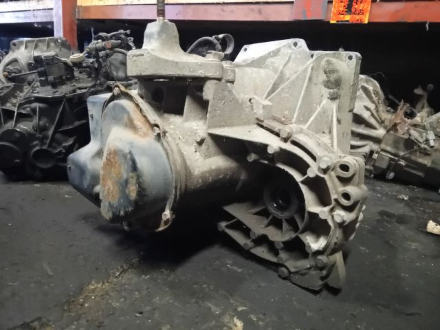 bontott FORD FUSION Váltó (Mechanikus)