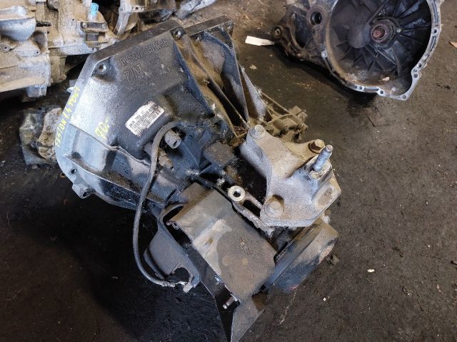 bontott FORD FUSION Váltó (Mechanikus)