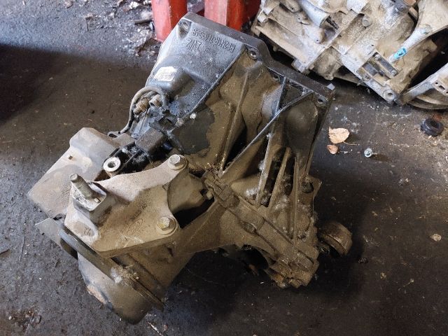 bontott FORD FUSION Váltó (Mechanikus)