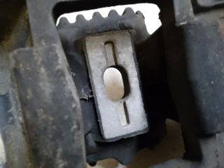 bontott FORD FUSION Váltó Tartó Bak (Pozíciófüggetlen)