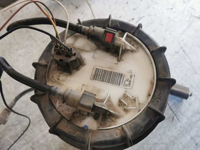 bontott FORD FUSION Üzemanyag Szivattyú