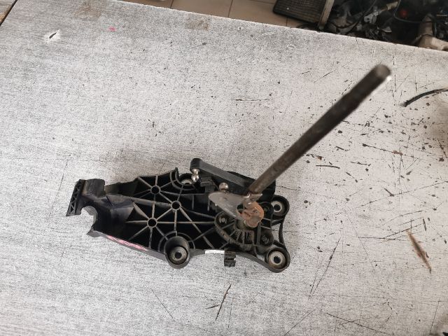 bontott FORD FUSION Váltó Kulissza