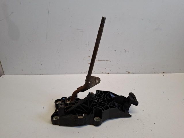 bontott FORD FUSION Váltó Kulissza