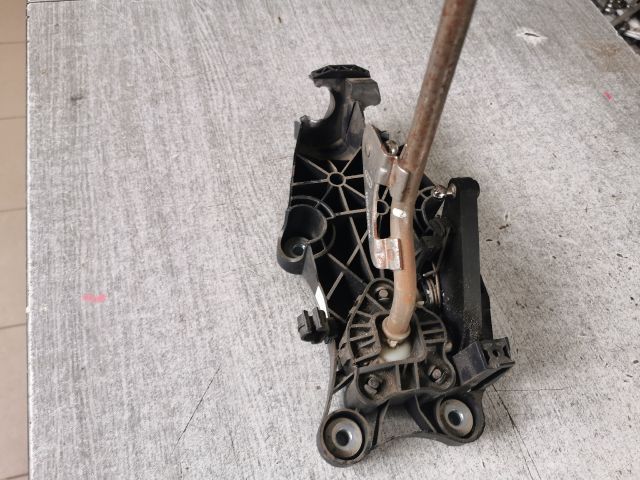 bontott FORD FUSION Váltó Kulissza