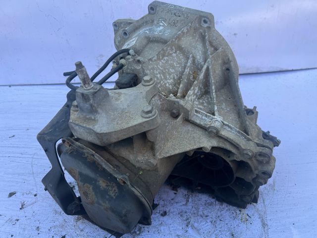 bontott FORD FUSION Váltó (Mechanikus)