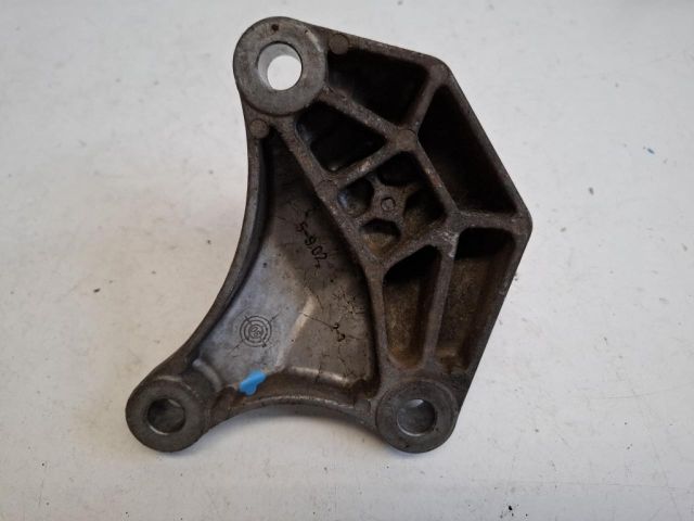 bontott FORD FUSION Váltó Tartó Bak (Pozíciófüggetlen)