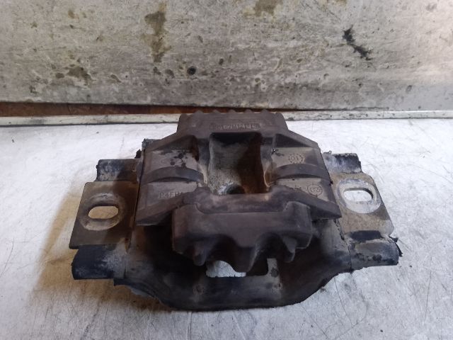 bontott FORD FUSION Váltó Tartó Bak (Pozíciófüggetlen)