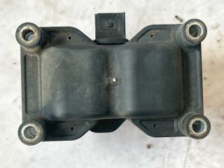 bontott FORD FUSION Gyújtáselosztó