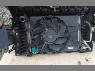 bontott FORD FUSION Komplett Homlokfal (Részeivel)