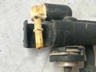 bontott FORD FUSION Porlasztó Sor / Híd