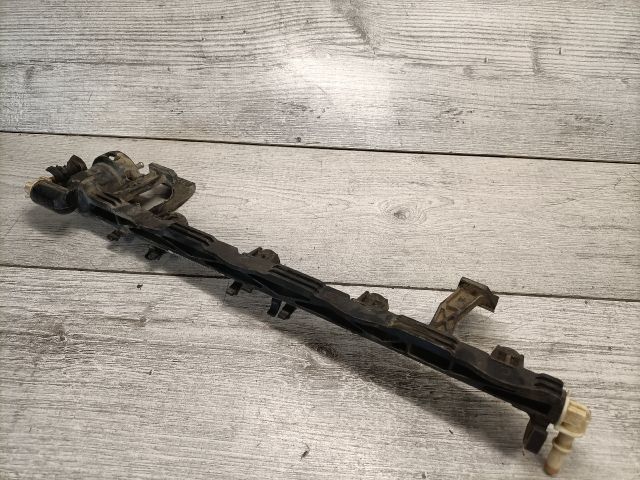 bontott FORD FUSION Porlasztó Sor / Híd