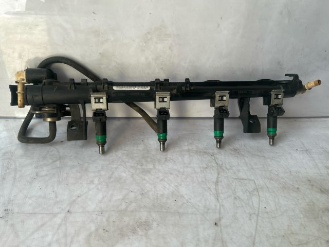 bontott FORD FUSION Porlasztó Sor / Híd