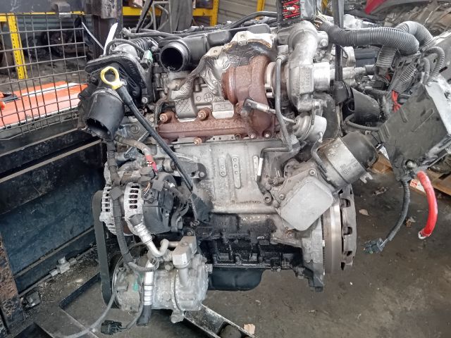 bontott FORD FUSION Komplett Motor (Segédberendezésekkel)